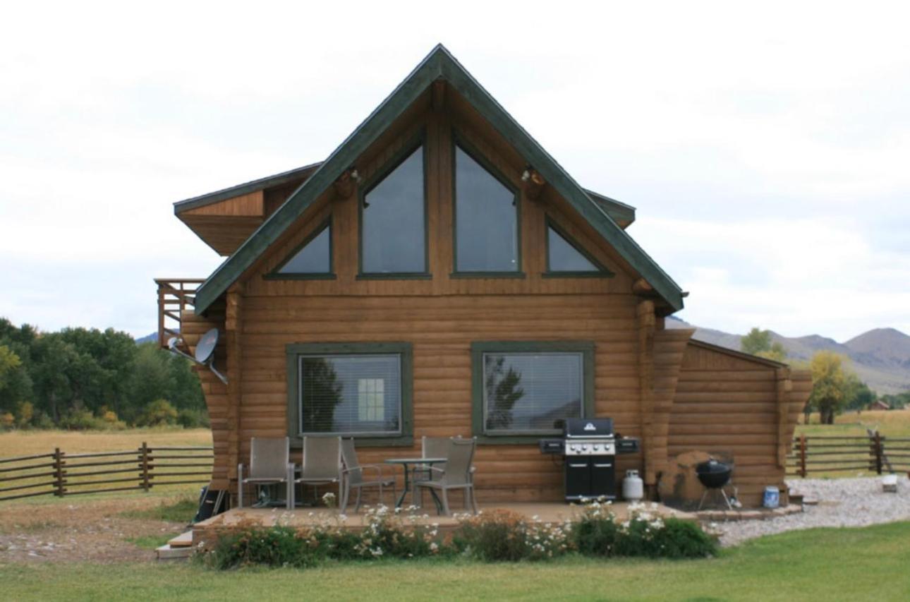 بوتي Sportsman Lodge Melrose Mt المظهر الخارجي الصورة