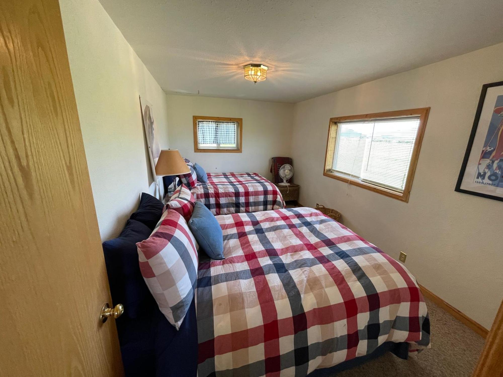 بوتي Sportsman Lodge Melrose Mt المظهر الخارجي الصورة